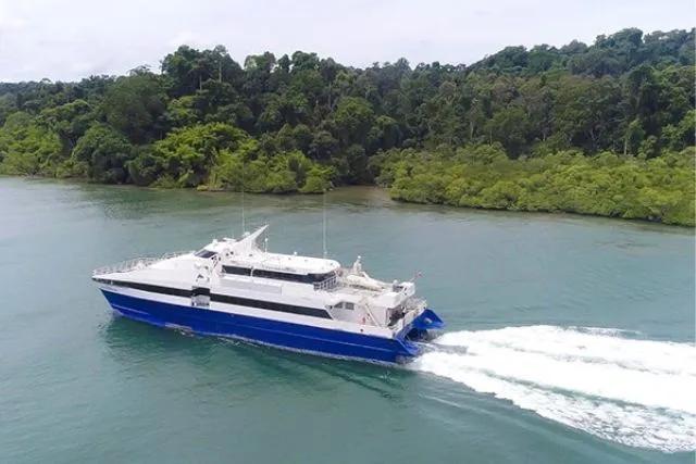 Ferry from Havelock to Neil Island